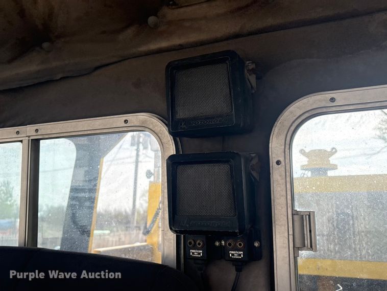 image for item EV2881 1990 Ford Cargo 8000 pumper fire truck