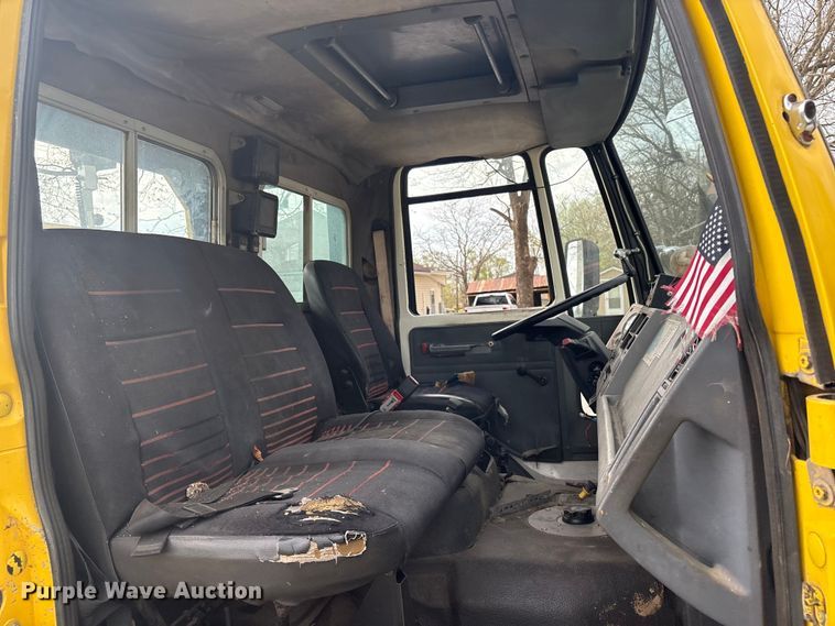 image for item EV2881 1990 Ford Cargo 8000 pumper fire truck