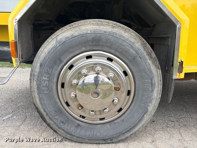 image for item EV2881 1990 Ford Cargo 8000 pumper fire truck