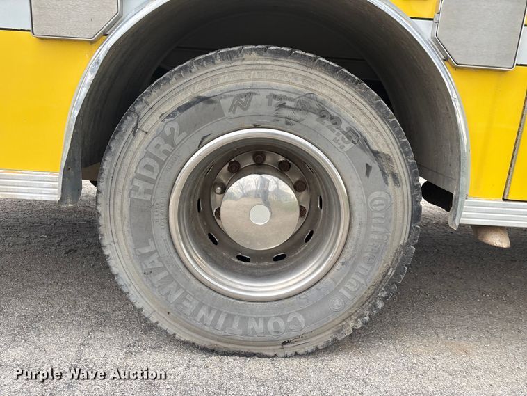 image for item EV2881 1990 Ford Cargo 8000 pumper fire truck