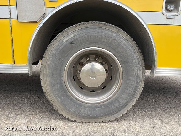 image for item EV2881 1990 Ford Cargo 8000 pumper fire truck