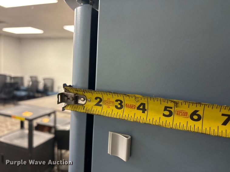 image for item EV2912 (5) refrigerators