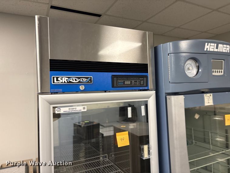 image for item EV2912 (5) refrigerators