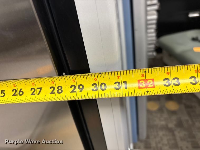 image for item EV2912 (5) refrigerators