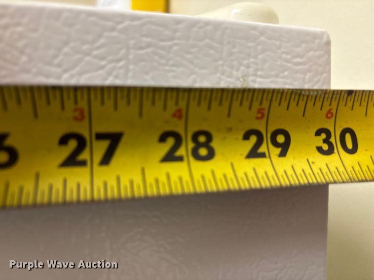 image for item EV2912 (5) refrigerators