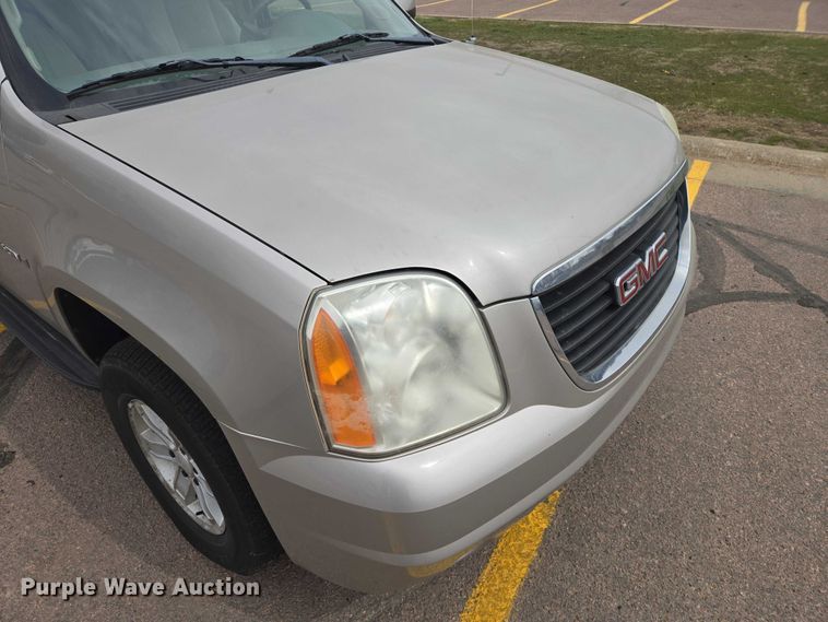 image for item EV5753 2008 GMC Yukon SUV