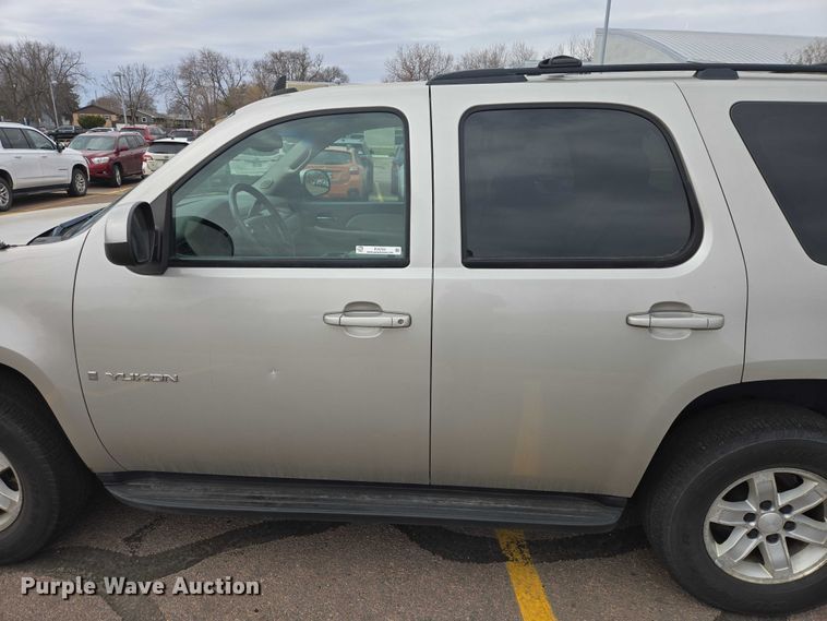 image for item EV5753 2008 GMC Yukon SUV