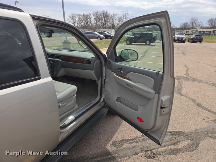 image for item EV5753 2008 GMC Yukon SUV