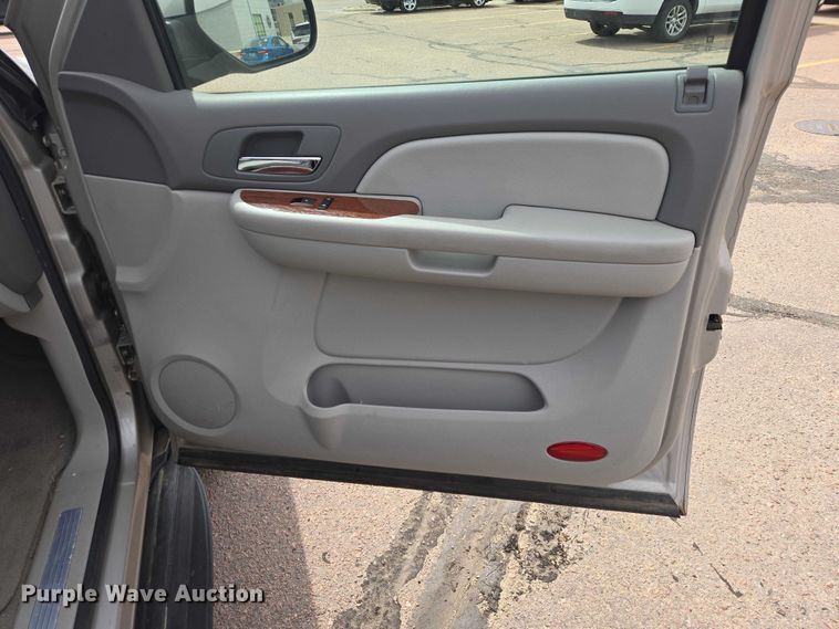 image for item EV5753 2008 GMC Yukon SUV