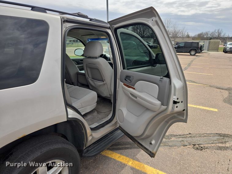 image for item EV5753 2008 GMC Yukon SUV