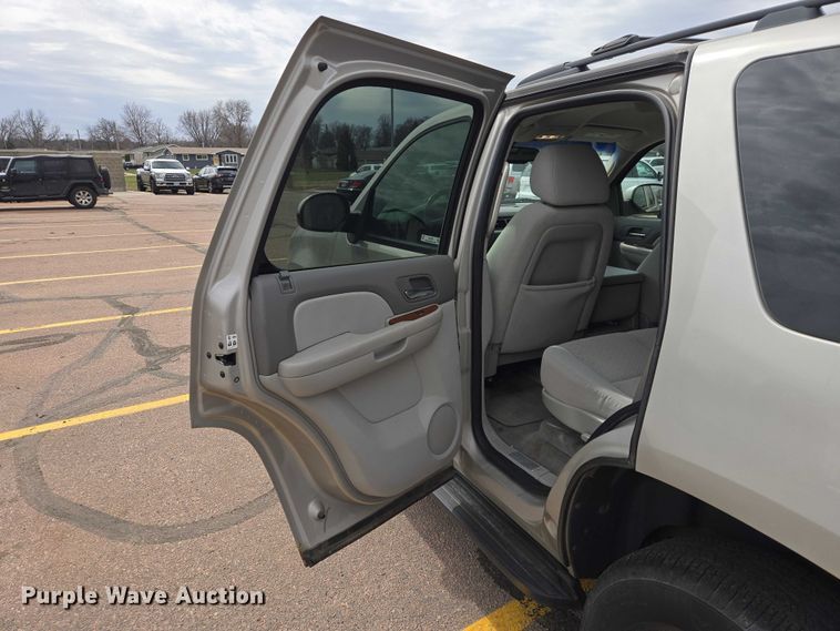 image for item EV5753 2008 GMC Yukon SUV