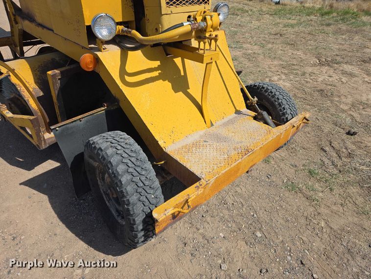 image for item EV5828 Broce D18 sweeper