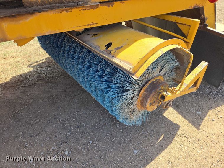 image for item EV5828 Broce D18 sweeper