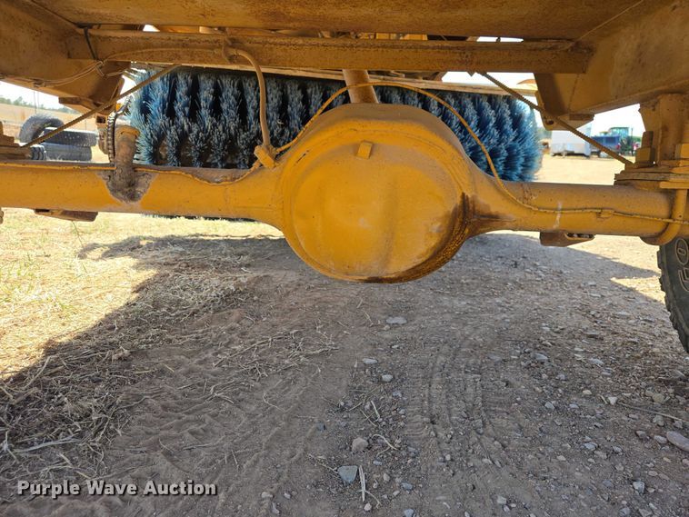 image for item EV5828 Broce D18 sweeper