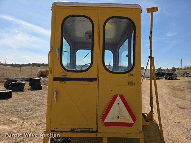 image for item EV5828 Broce D18 sweeper