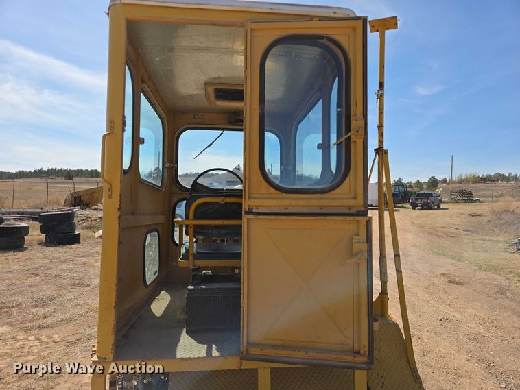 image for item EV5828 Broce D18 sweeper