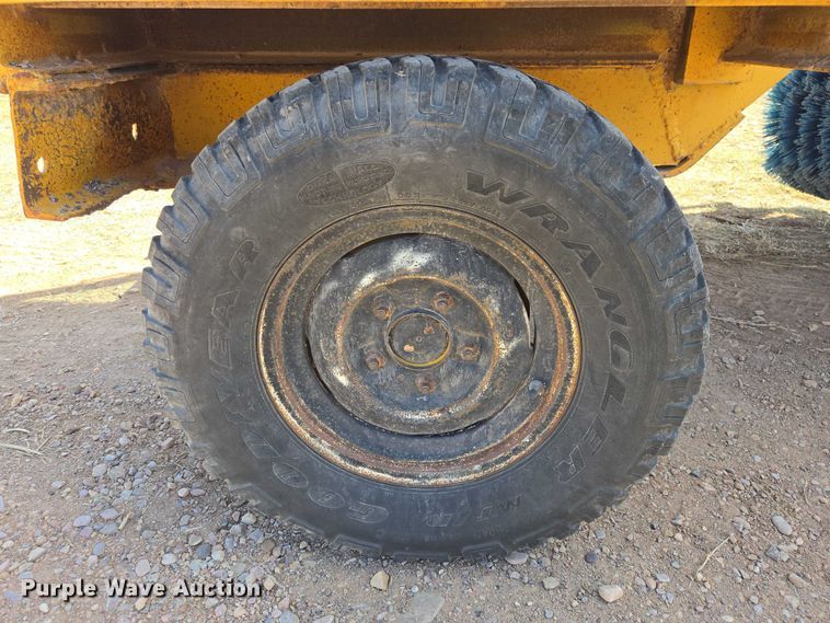 image for item EV5828 Broce D18 sweeper