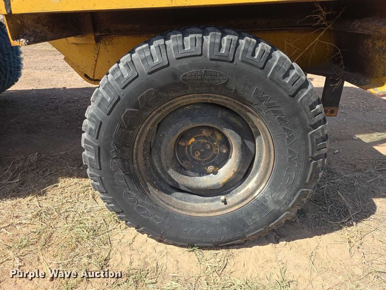 image for item EV5828 Broce D18 sweeper