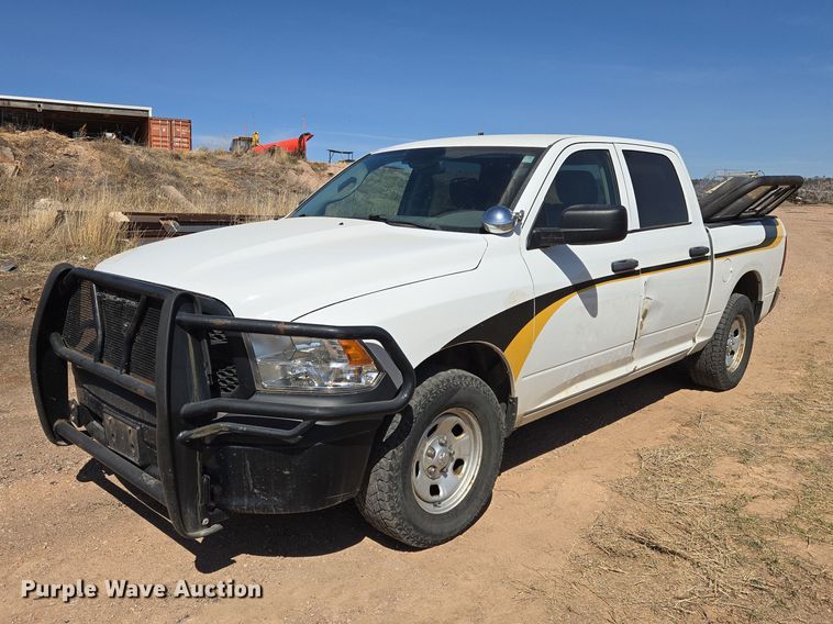 image for item EV5829 2017 RAM 1500 Crew Cab pickup truck