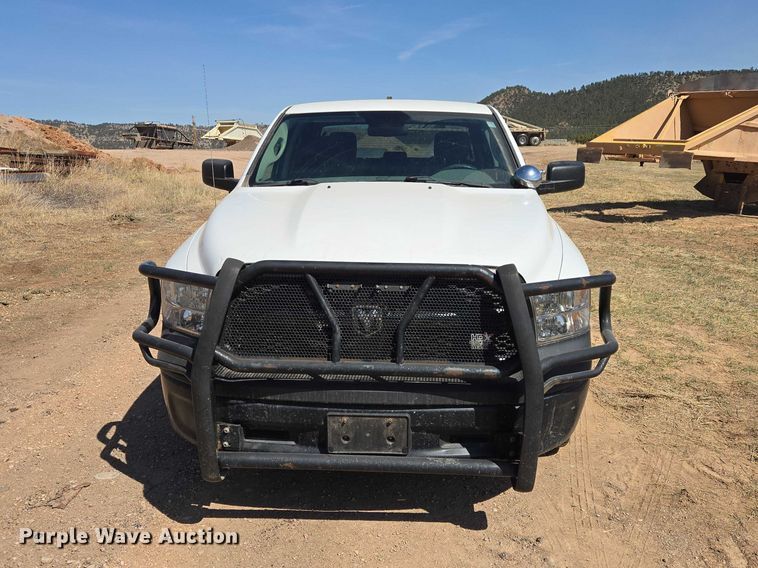 image for item EV5829 2017 RAM 1500 Crew Cab pickup truck