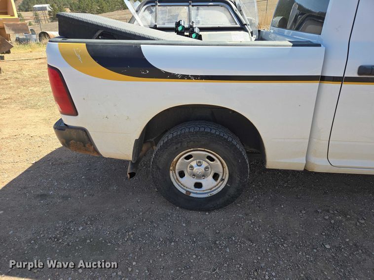image for item EV5829 2017 RAM 1500 Crew Cab pickup truck