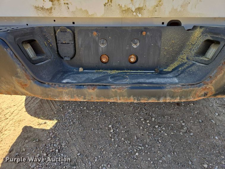 image for item EV5829 2017 RAM 1500 Crew Cab pickup truck