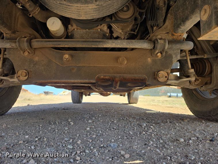 image for item EV5829 2017 RAM 1500 Crew Cab pickup truck