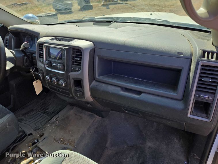image for item EV5829 2017 RAM 1500 Crew Cab pickup truck