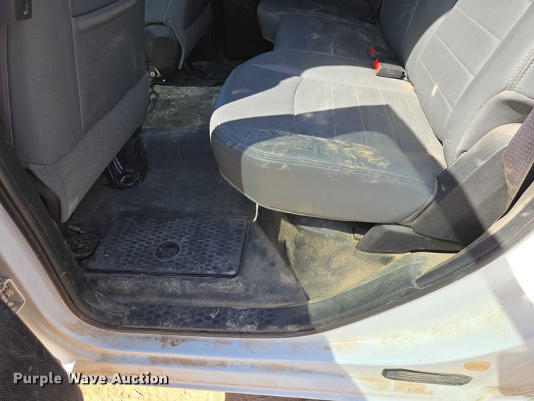 image for item EV5829 2017 RAM 1500 Crew Cab pickup truck