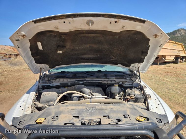 image for item EV5829 2017 RAM 1500 Crew Cab pickup truck