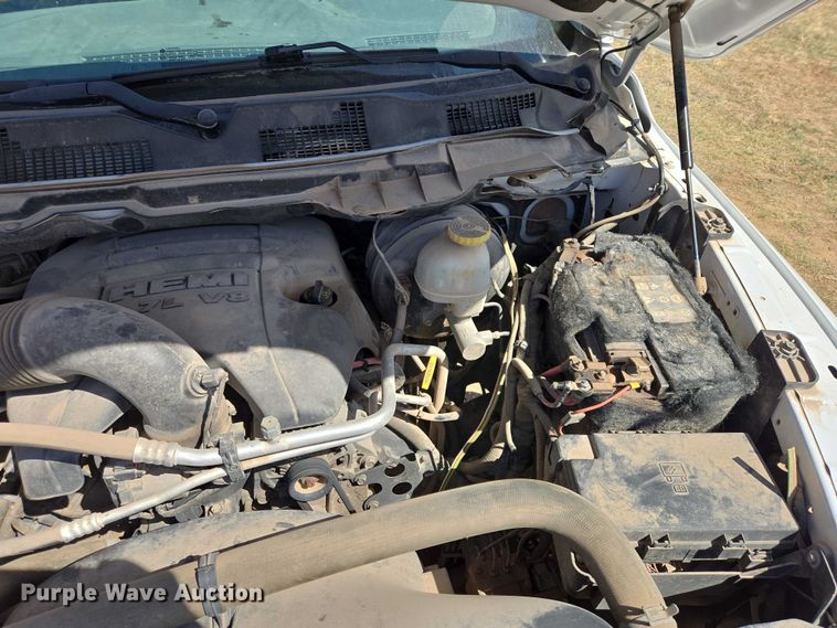 image for item EV5829 2017 RAM 1500 Crew Cab pickup truck
