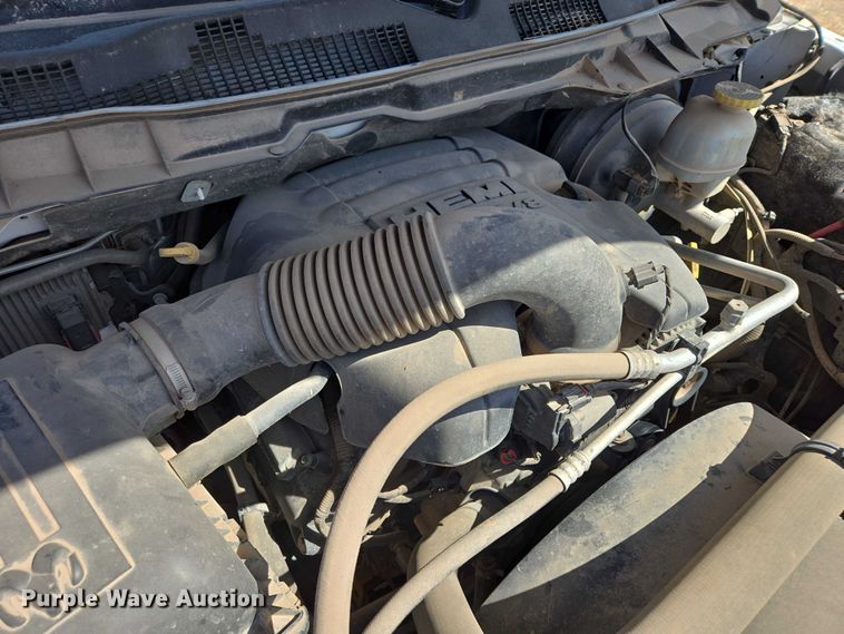 image for item EV5829 2017 RAM 1500 Crew Cab pickup truck