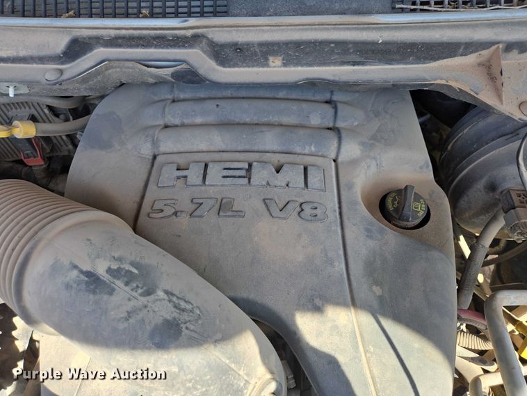 image for item EV5829 2017 RAM 1500 Crew Cab pickup truck