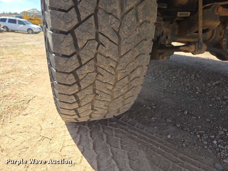 image for item EV5829 2017 RAM 1500 Crew Cab pickup truck