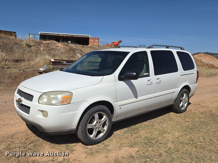 image for item EV5830 2006 Chevrolet Uplander van