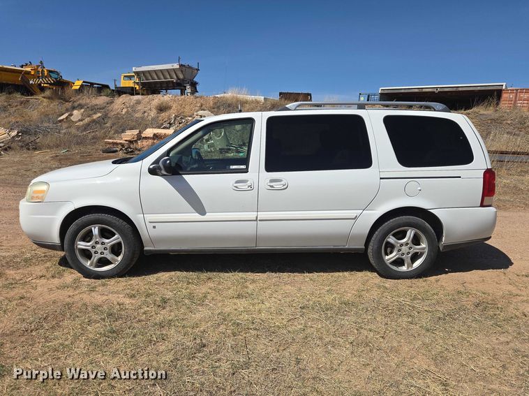 image for item EV5830 2006 Chevrolet Uplander van