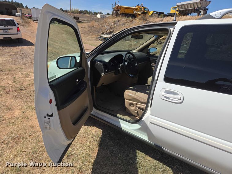 image for item EV5830 2006 Chevrolet Uplander van