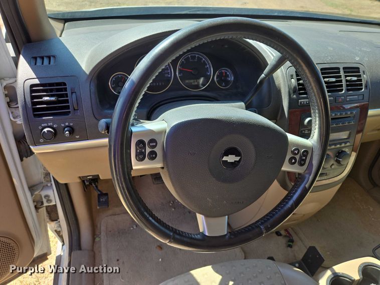 image for item EV5830 2006 Chevrolet Uplander van