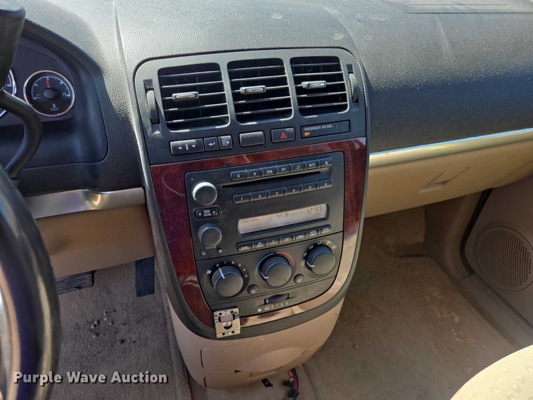 image for item EV5830 2006 Chevrolet Uplander van