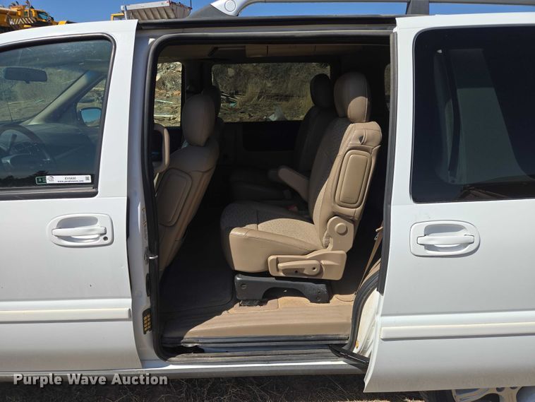 image for item EV5830 2006 Chevrolet Uplander van