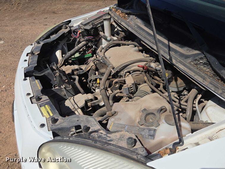 image for item EV5830 2006 Chevrolet Uplander van