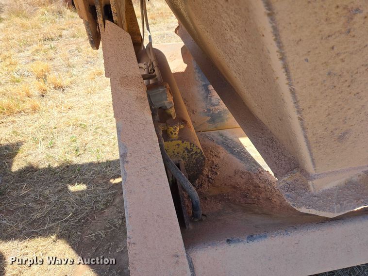 image for item EV5831 1994 Load King The Originator 2466 bottom dump trailer