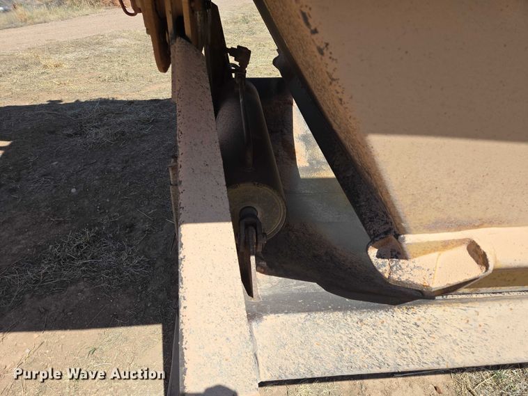 image for item EV5831 1994 Load King The Originator 2466 bottom dump trailer