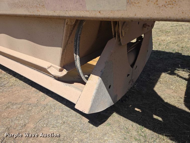 image for item EV5831 1994 Load King The Originator 2466 bottom dump trailer