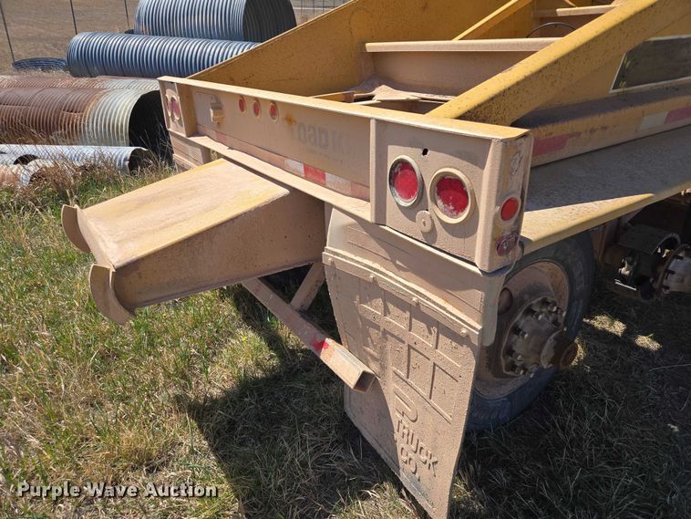 image for item EV5831 1994 Load King The Originator 2466 bottom dump trailer