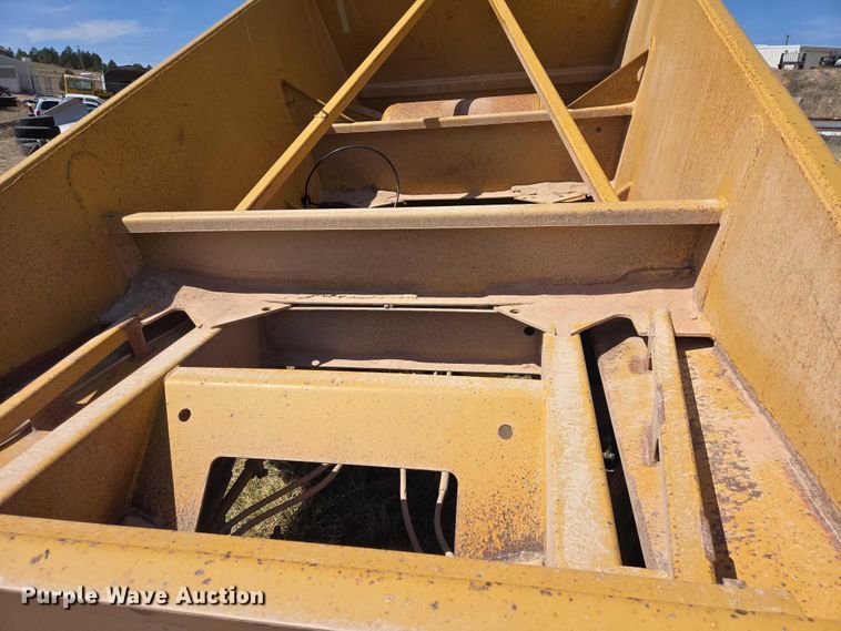 image for item EV5831 1994 Load King The Originator 2466 bottom dump trailer