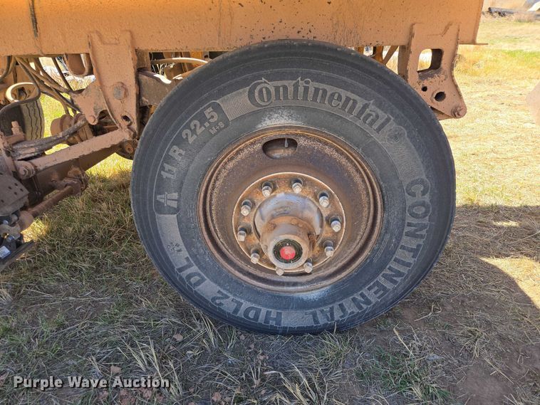 image for item EV5831 1994 Load King The Originator 2466 bottom dump trailer