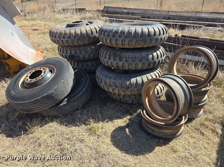 image for item EV5832 Tires and wheels