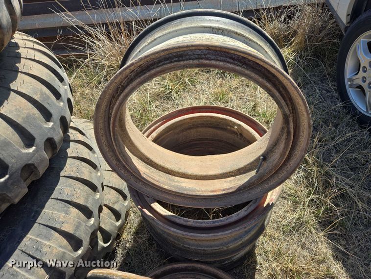 image for item EV5832 Tires and wheels