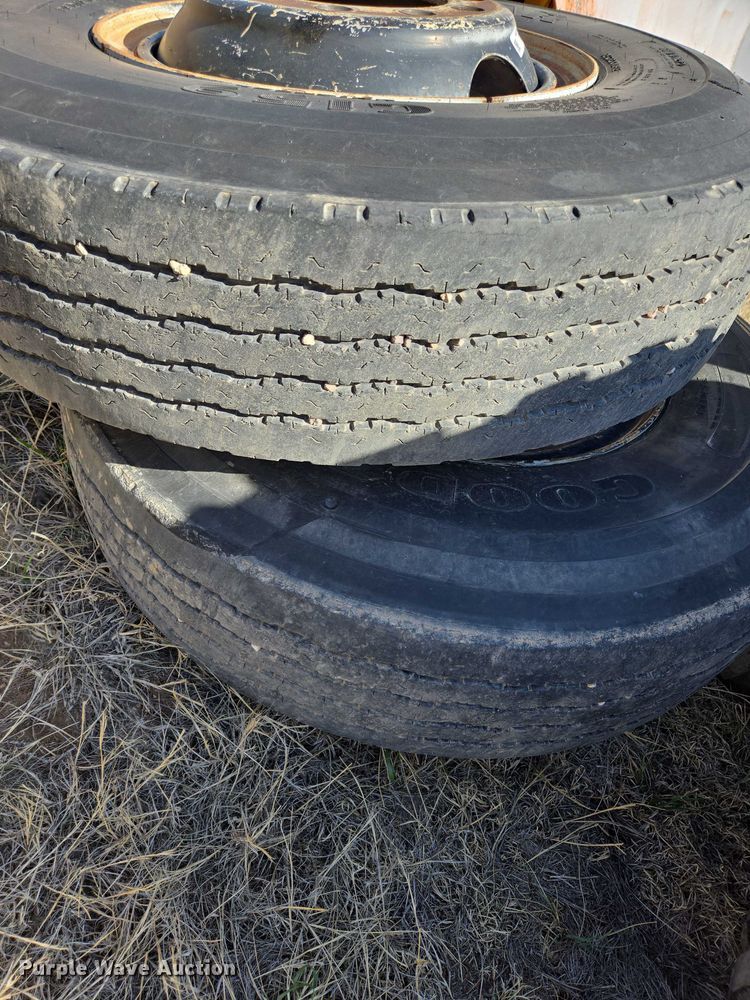 image for item EV5832 Tires and wheels
